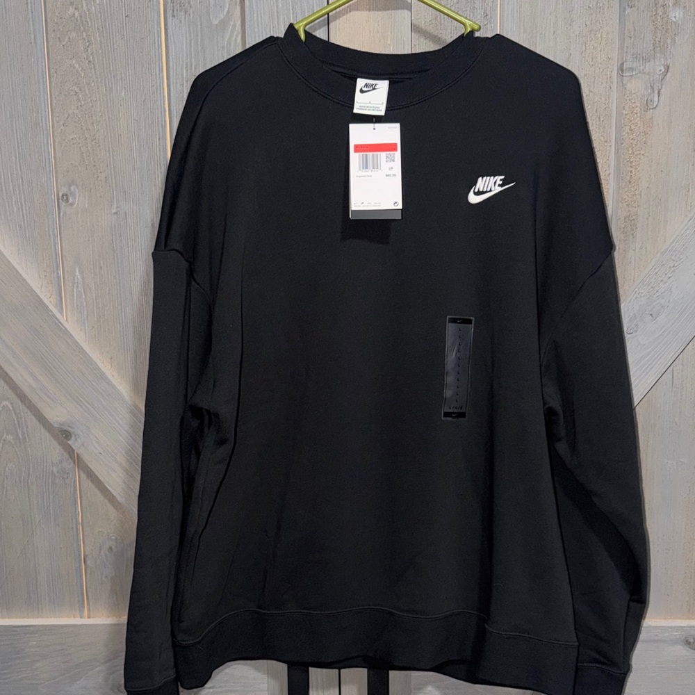 Nike Women's Black Crewneck Sweater